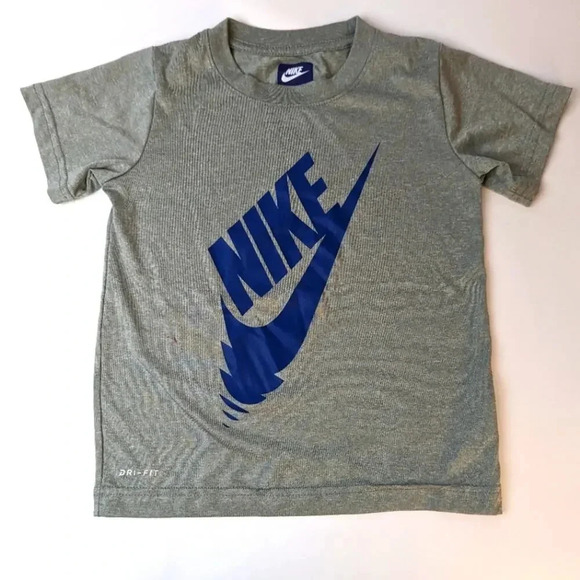 Nike Kids Tee Shirt/ 5-6 yrs. - Picture 1 of 4